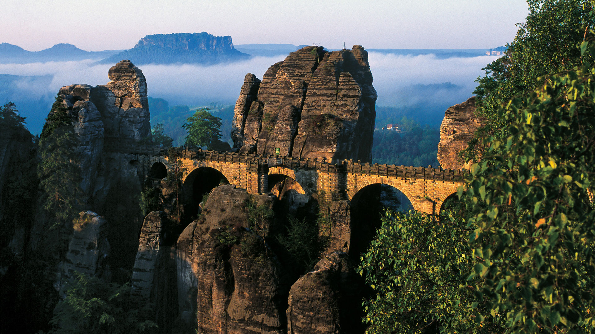 Basteibrücke 
© www.saechsische-schweiz.de - Frank Richter