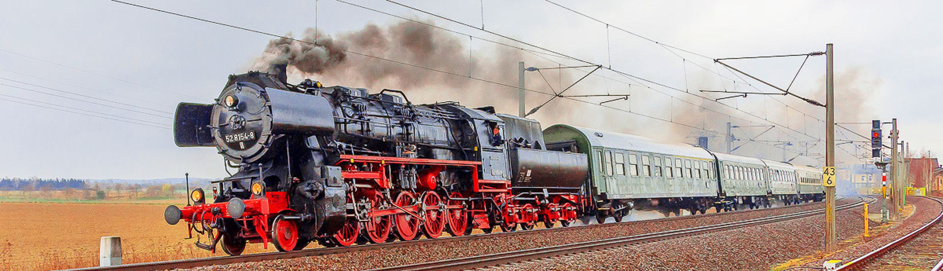 Dampfzug des Eisenbahnmuseum Leipzig. 
© Pressebild Eisenbahnmuseum Bayrischer Bahnhof zu Leipzig e.V.