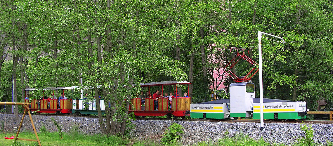 Zug der Parkeisenbahn Syratal Plauen. 
© Freizeitanlage Syratal Plauen