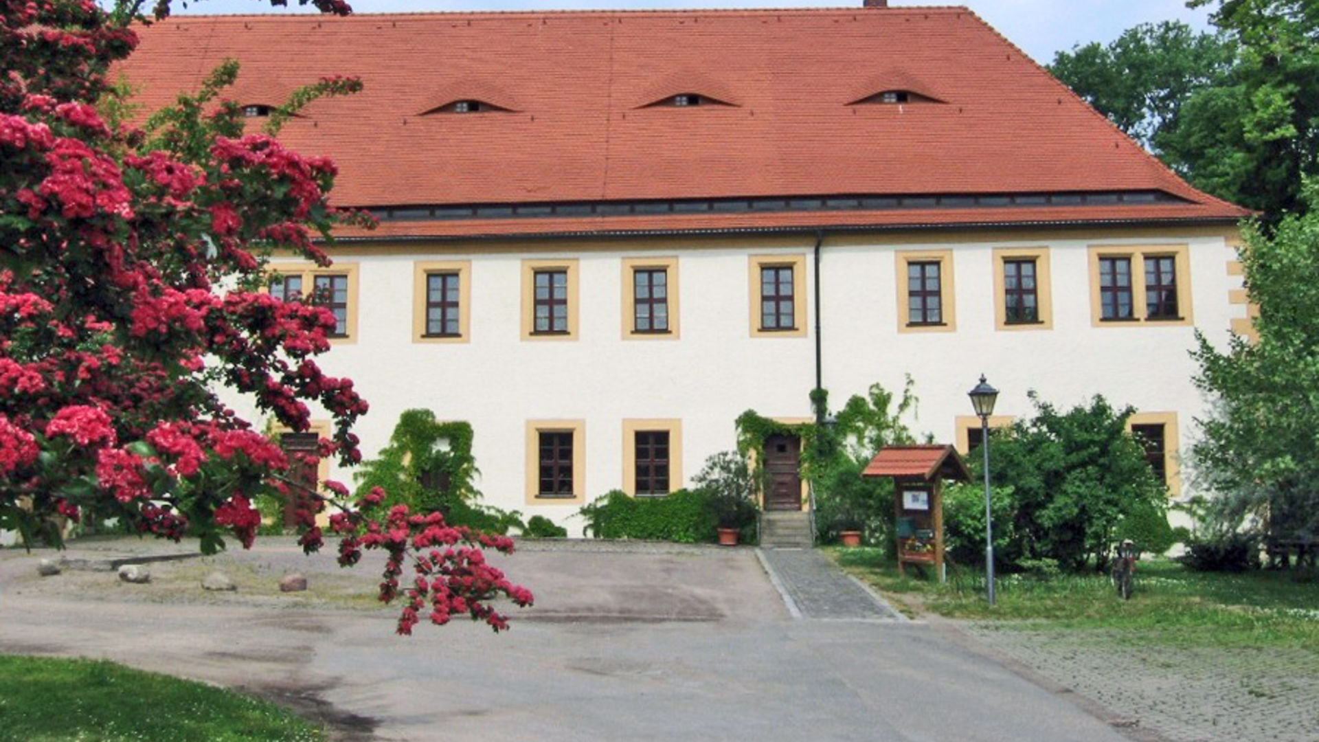 Gemeinde Naundorf Altes Schloss 
©