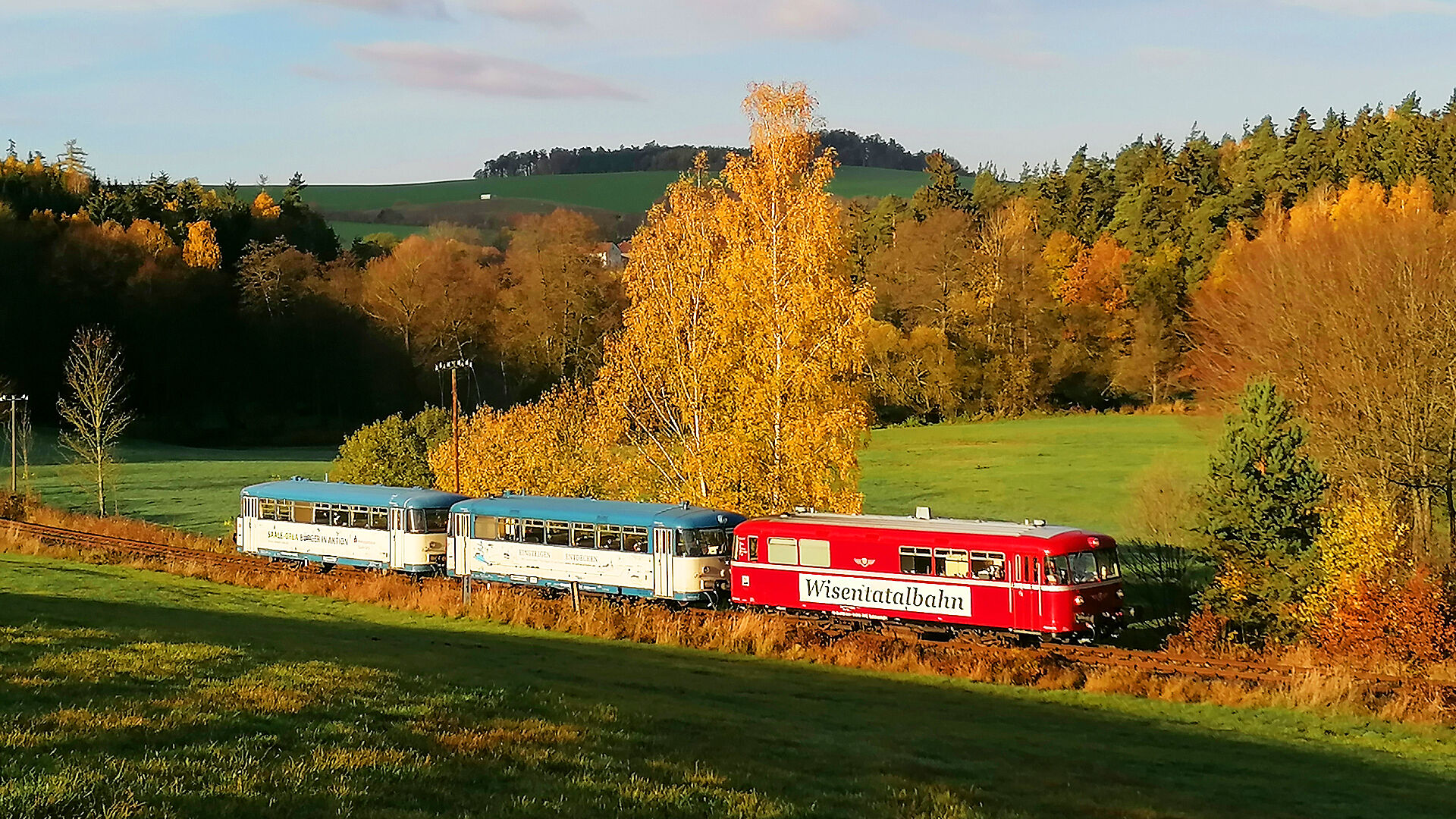 Triebwagenzug der Wisentatalbahn. 
© Förderverein Wisentatalbahn e.V. - Lutz Reichel