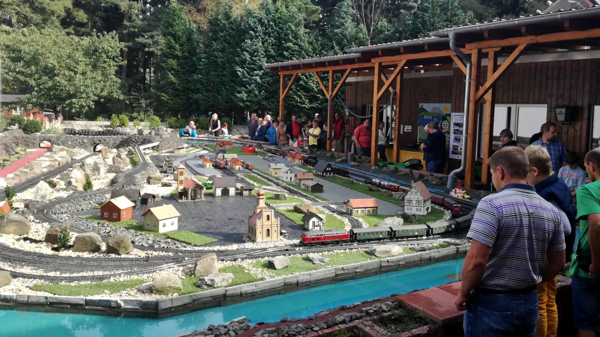 Modelleisenbahnland Oderwitz 
&copy; Modelleisenbahnland Oderwitz e.V.