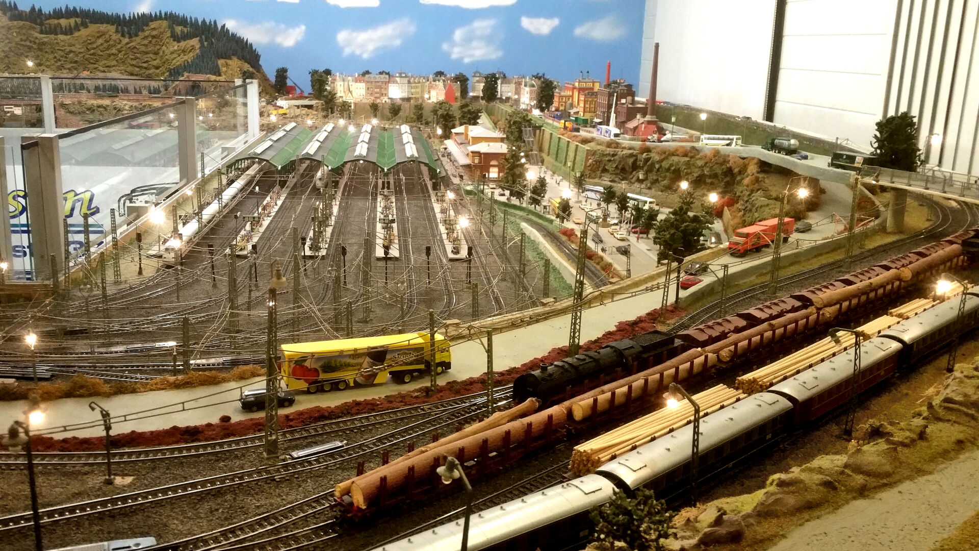 Modelleisenbahnland Oderwitz 
&copy; Modelleisenbahnland Oderwitz e.V.