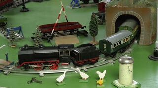 Modellbahngeschichte wird in der firmeneigenen Modellbahn-Galerie präsentiert 
© Tillig Modellbahnen GmbH