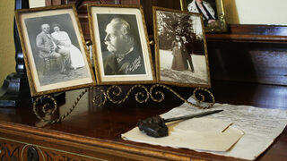 Fotos von Karl und Klara May 
&copy; Karl-May-Museum Radebeul