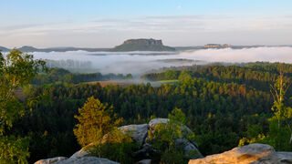 Elbsandsteingebirge 
&copy; Frank Ex&szlig;/Tourismusverband S&auml;chsische Schweiz